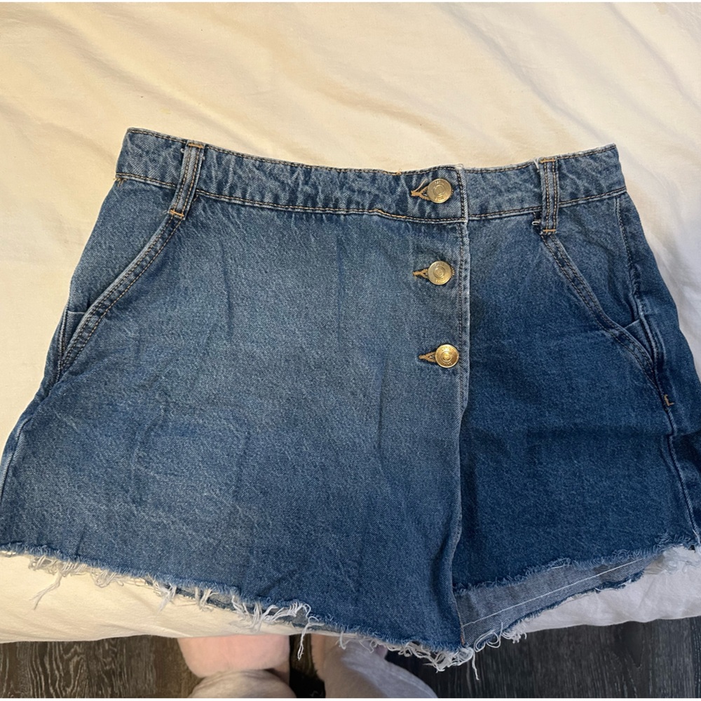Zara denim skort - size small